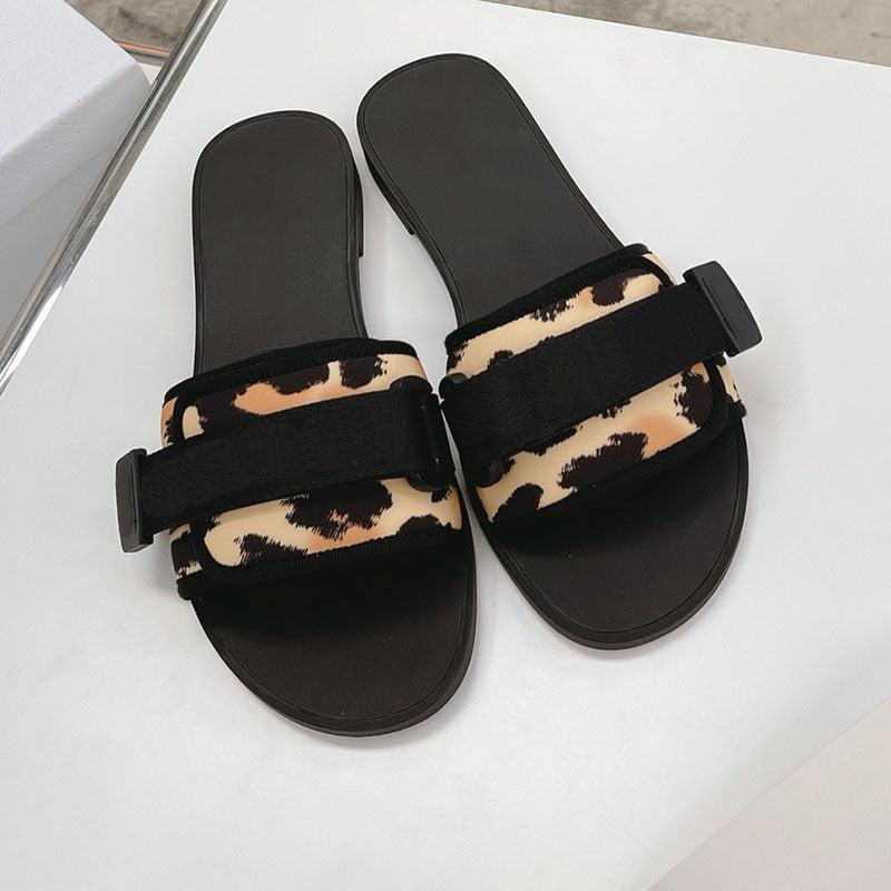Velcro Sandals With Flat Bottoms