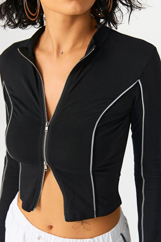 Contrasting Color Line Standing Collar